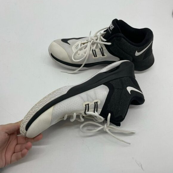 Like New Nike Air men’s Versatile II white grey - Picture 9 of 16